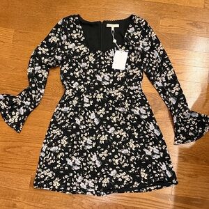 NWT Wayf Black Floral Long-Sleeve Fit & Flare Dress Medium
